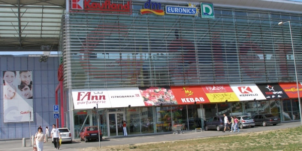 Sieť nákupných stredísk Kaufland, obchodné centrum Galéria Košic
