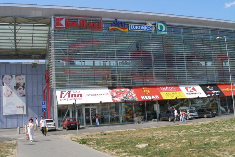 Sieť nákupných stredísk Kaufland, obchodné centrum Galéria Košic
